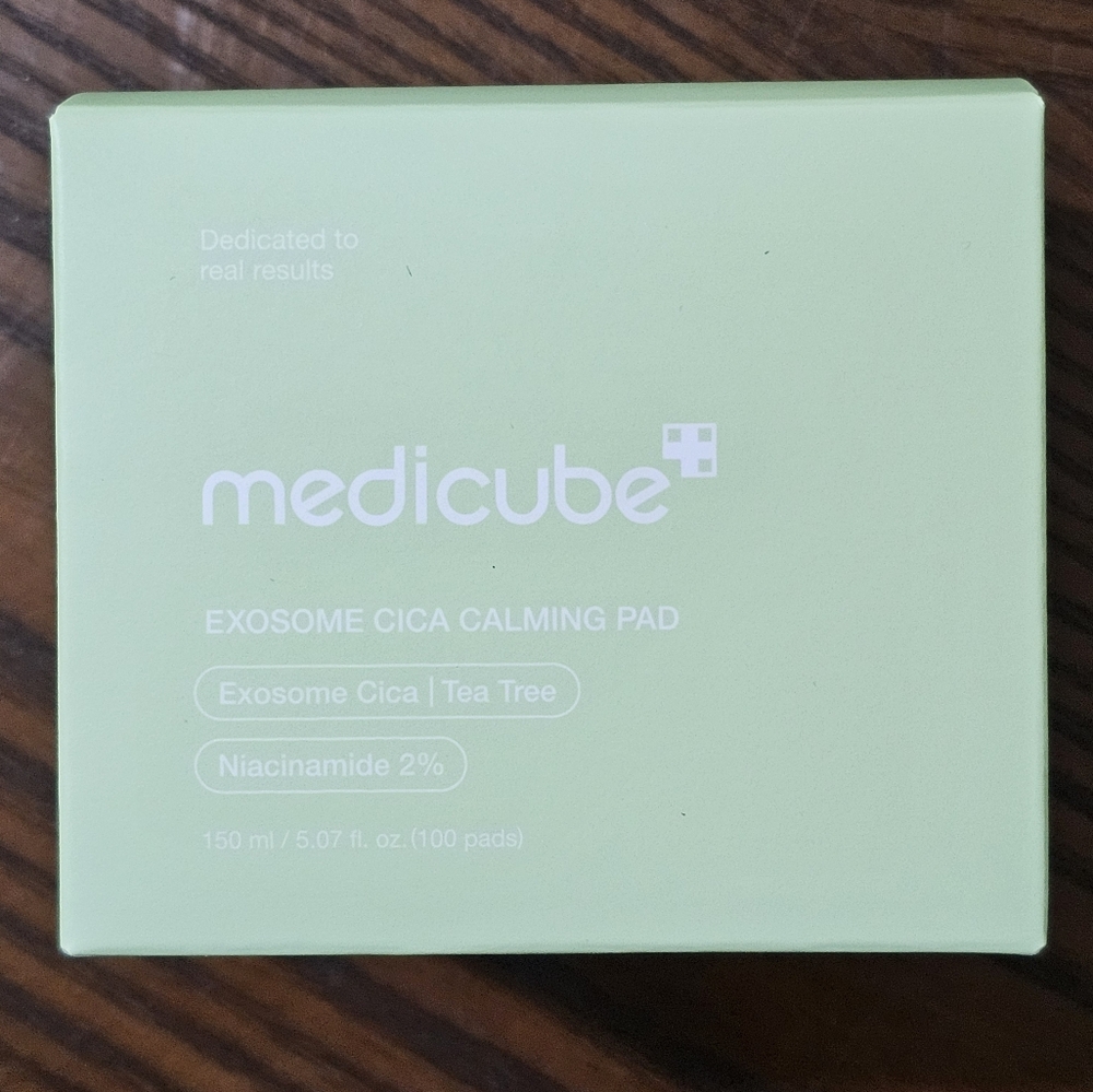 MEDICUBE Exosome Cica Calming Pads (100 pads)